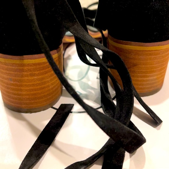 Steve Madden Rizzaa Black Suede Sandals - Picture 3 of 5